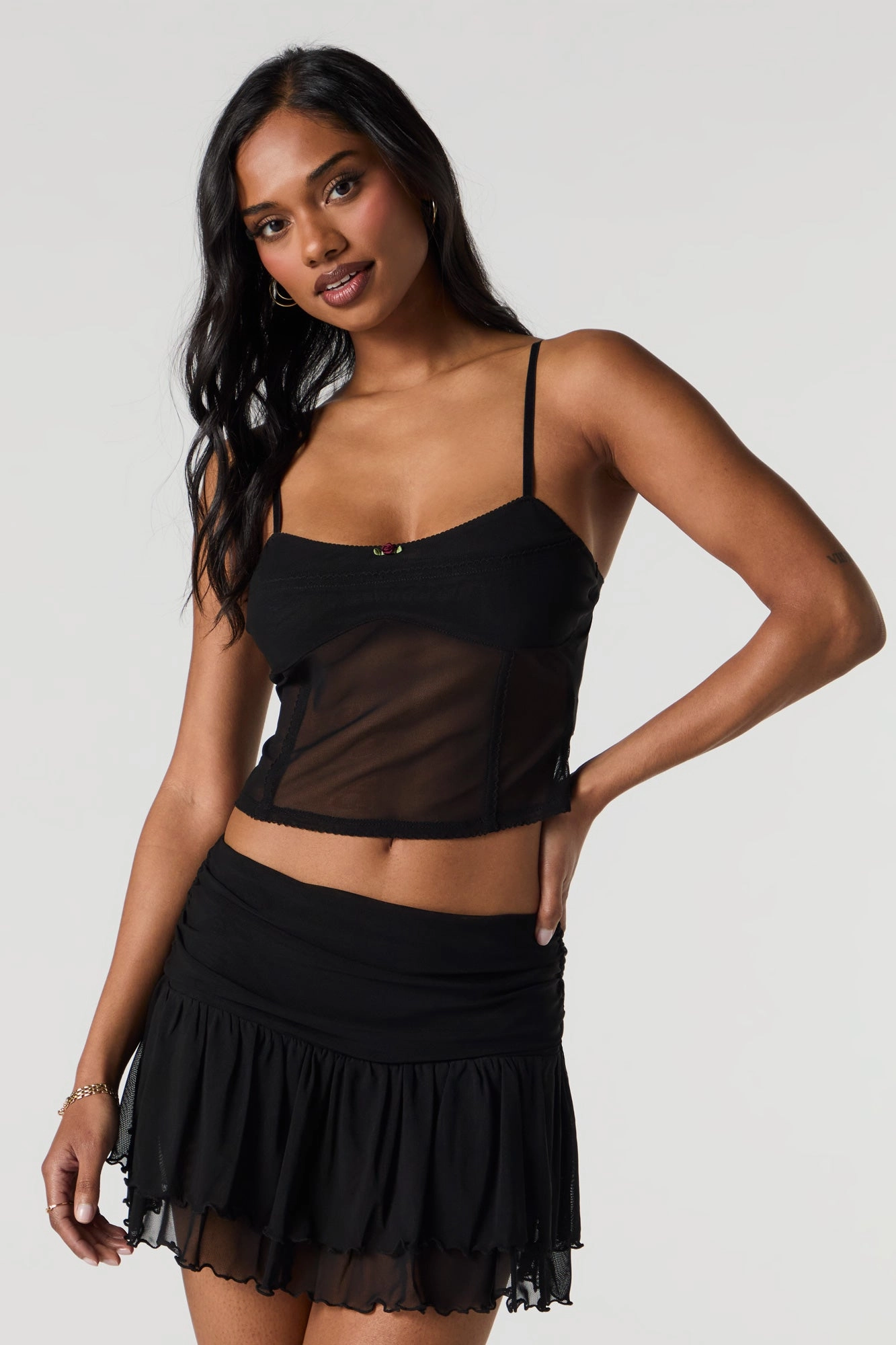 Camisole courte en filet avec rosette