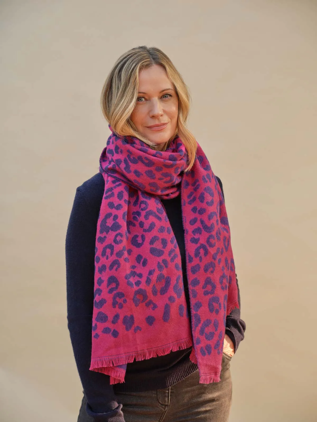 Midweight Animal Print - Pink Multi